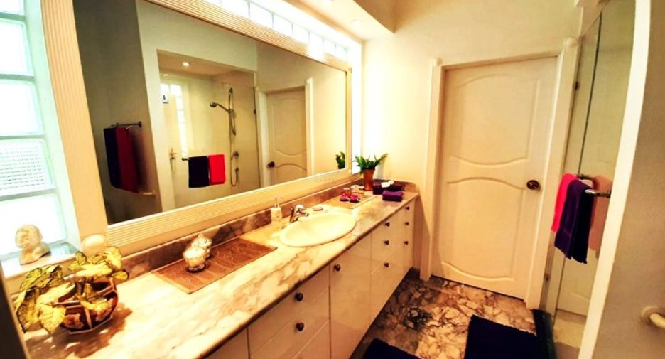 For sale 5 ベッドルーム house in Bang Lamung, Chonburi