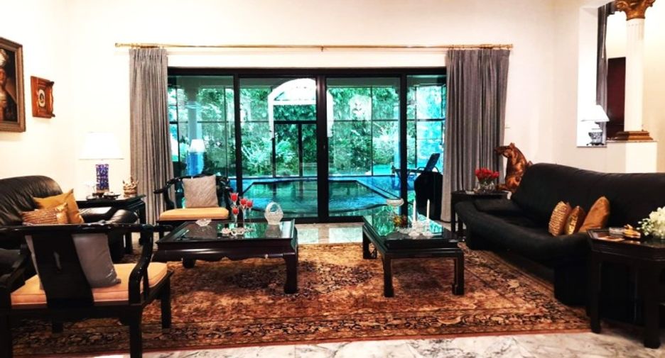 For sale 5 ベッドルーム house in Bang Lamung, Chonburi