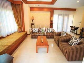 Casa en alquiler de 4 habitaciones en Bang Lamung, Chonburi