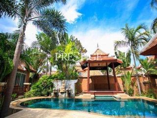 Casa en alquiler de 4 habitaciones en Bang Lamung, Chonburi