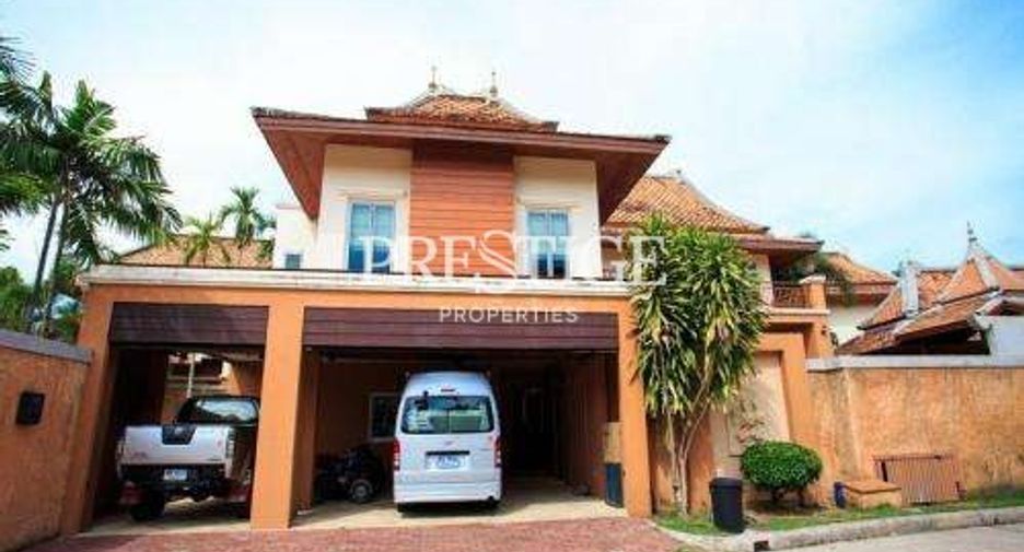 For rent 4 bedrooms house in Bang Lamung, Chonburi
