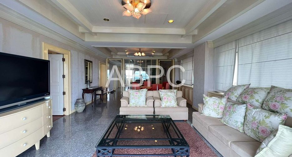 Condo en alquiler y en venta de 3 habitaciones en Sattahip, Chonburi