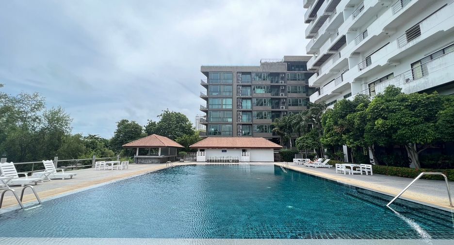 Condo en alquiler y en venta de 3 habitaciones en Sattahip, Chonburi