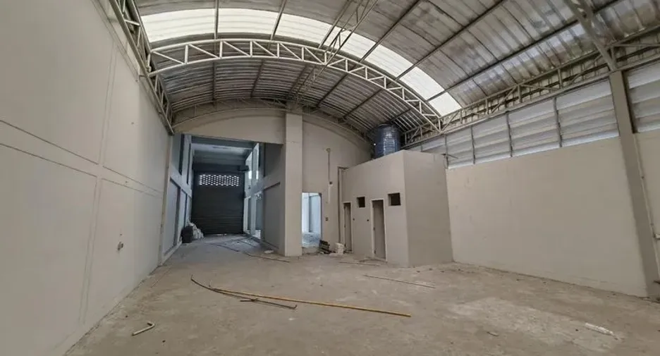Büro zur Miete und zum Kauf in Lam Luk Ka, Pathum Thani