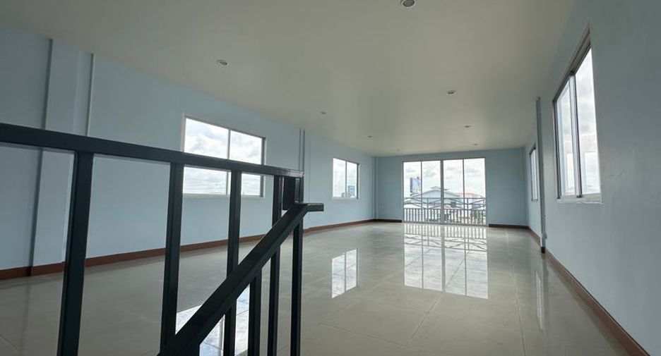 For rent and for sale warehouse in Bang Bua Thong, Nonthaburi