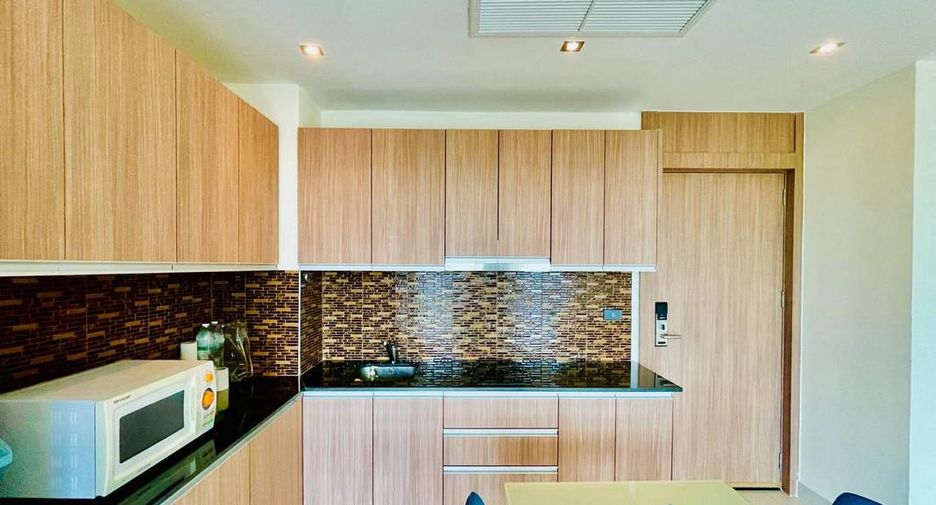 For sale 2 bedrooms condo in Jomtien, Pattaya