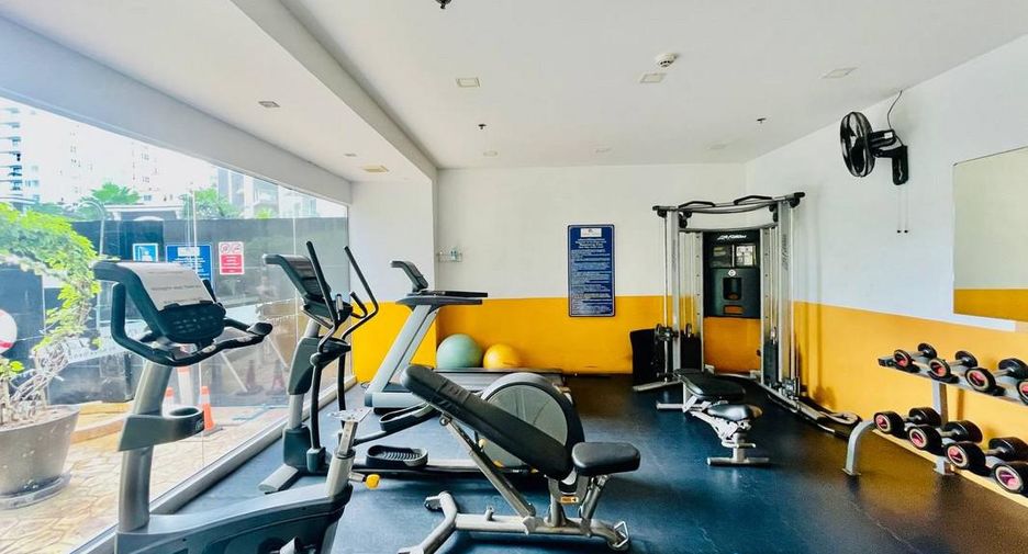 For sale 2 bedrooms condo in Jomtien, Pattaya
