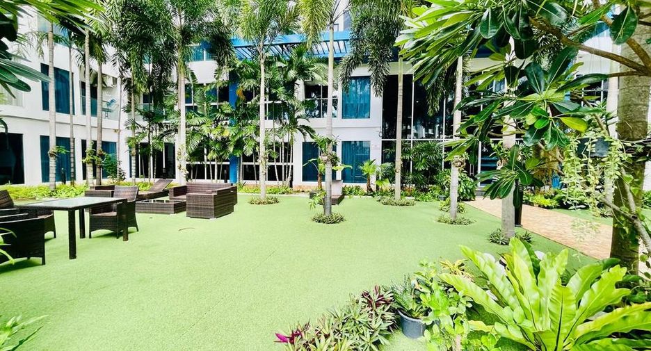 For sale 2 bedrooms condo in Jomtien, Pattaya