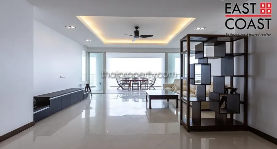 For sale 3 ベッドルーム condo in Jomtien, Pattaya