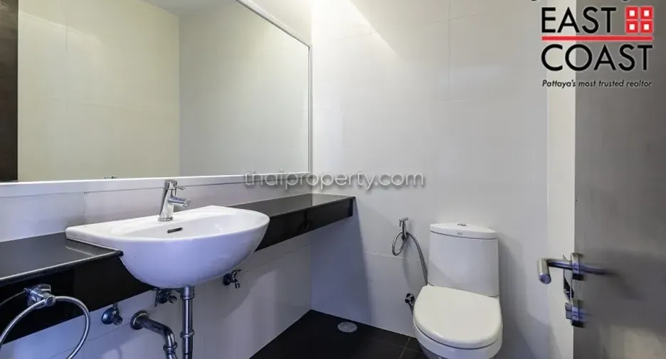 For sale 3 ベッドルーム condo in Jomtien, Pattaya