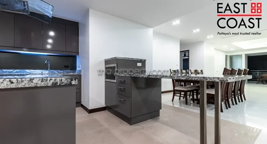 For sale 3 ベッドルーム condo in Jomtien, Pattaya