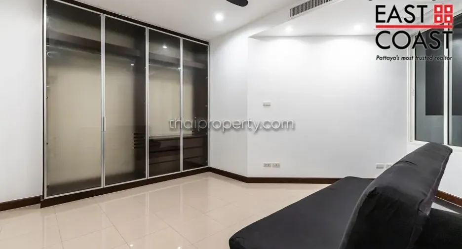 For sale 3 ベッドルーム condo in Jomtien, Pattaya