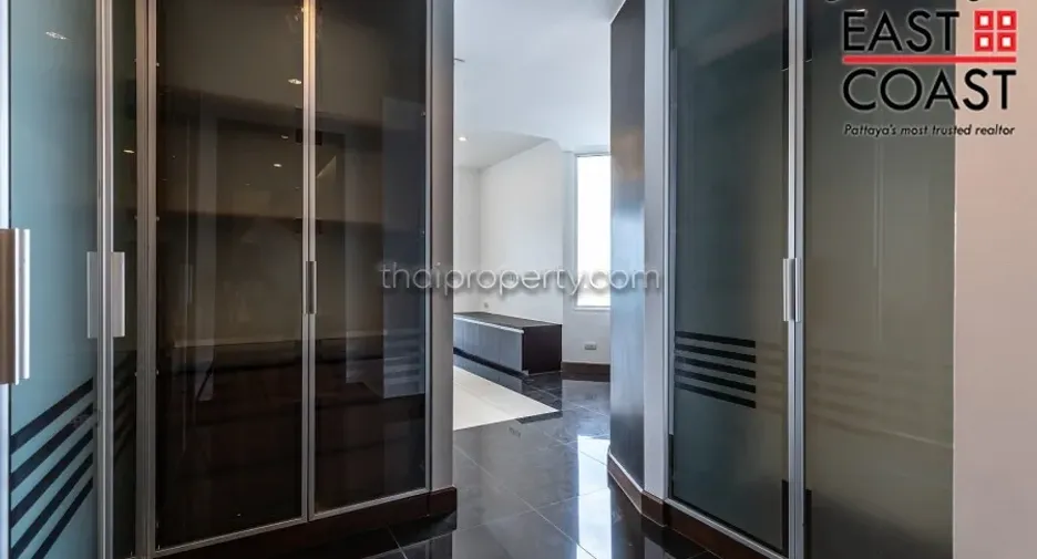 For sale 3 ベッドルーム condo in Jomtien, Pattaya