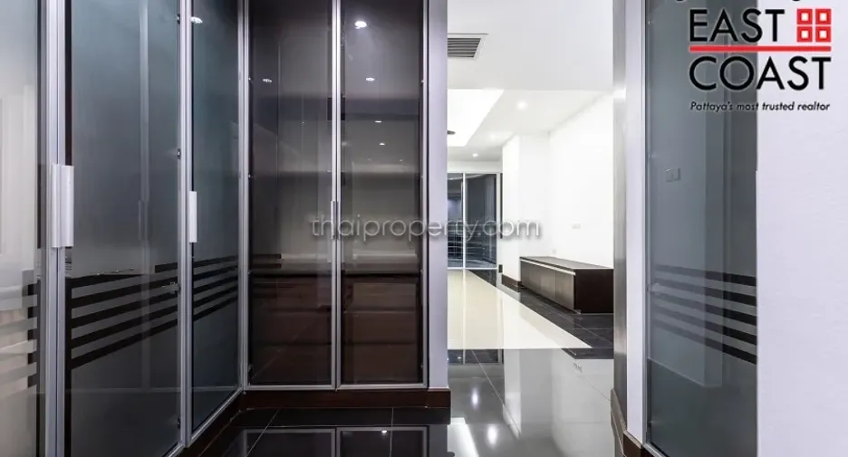 For sale 3 ベッドルーム condo in Jomtien, Pattaya