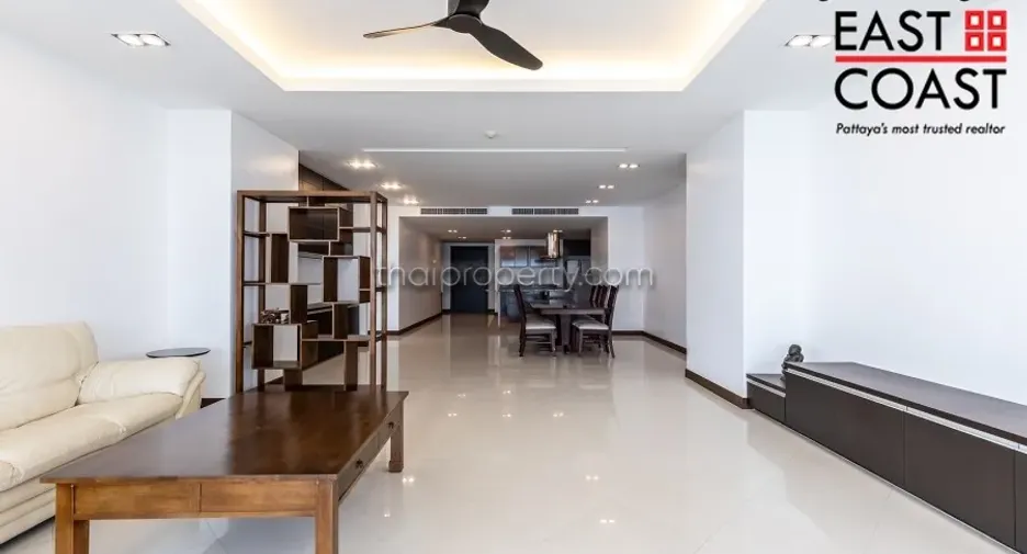 For sale 3 ベッドルーム condo in Jomtien, Pattaya