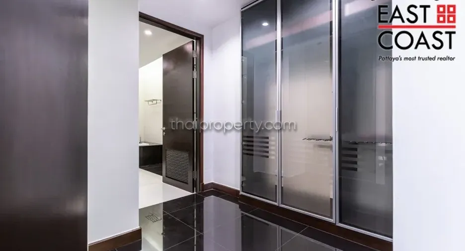 For sale 3 ベッドルーム condo in Jomtien, Pattaya