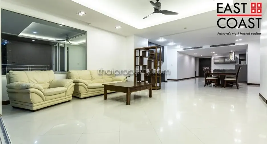 For sale 3 ベッドルーム condo in Jomtien, Pattaya