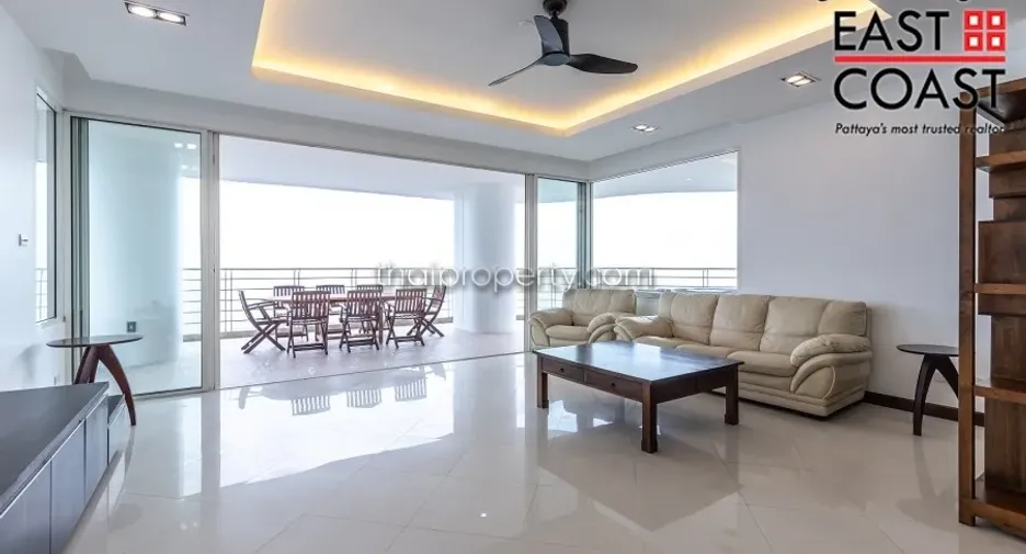 For sale 3 ベッドルーム condo in Jomtien, Pattaya