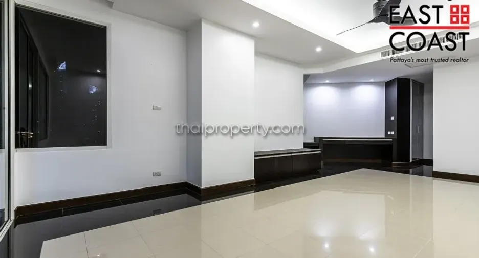 For sale 3 ベッドルーム condo in Jomtien, Pattaya