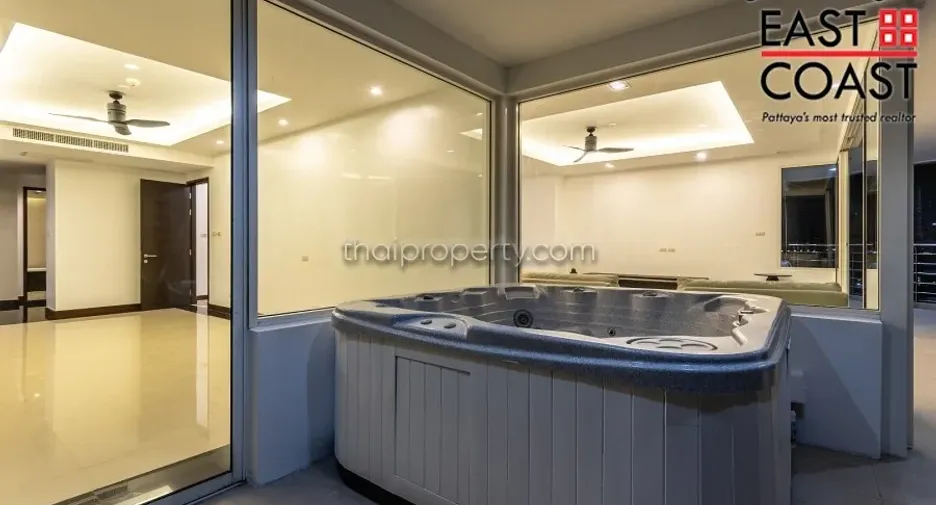 For sale 3 ベッドルーム condo in Jomtien, Pattaya