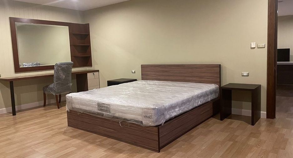 Wohnung zur Miete mit 3 Zimmer in Watthana, Bangkok