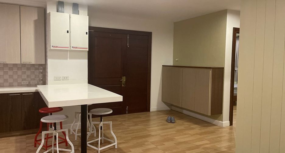 Wohnung zur Miete mit 3 Zimmer in Watthana, Bangkok
