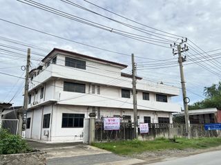 For sale 4 Beds office in Phra Pradaeng, Samut Prakan