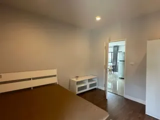 Haus zur Miete mit 4 Zimmer in Lam Luk Ka, Pathum Thani