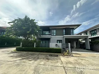 Haus zur Miete mit 4 Zimmer in Lam Luk Ka, Pathum Thani
