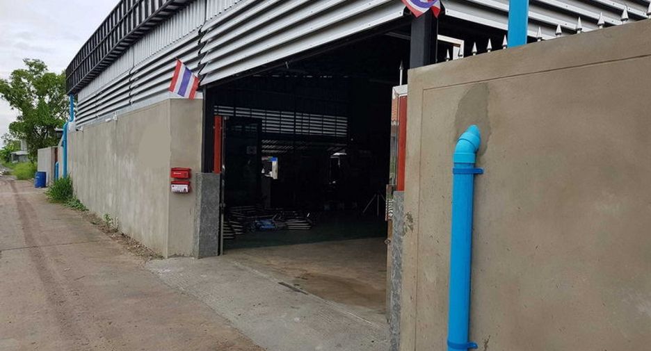 For sale warehouse in Lam Luk Ka, Pathum Thani