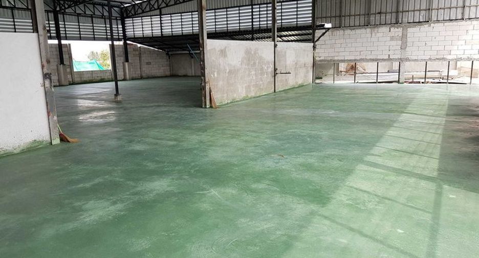 For sale warehouse in Lam Luk Ka, Pathum Thani
