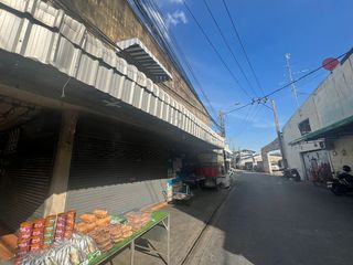 For sale and for rent land in Phra Khanong, Bangkok