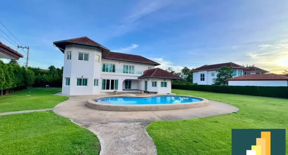 For rent and for sale 5 bedrooms house in Bang Lamung, Chonburi