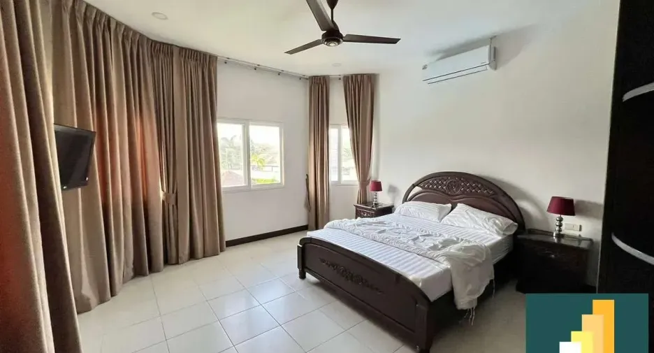 For rent and for sale 5 bedrooms house in Bang Lamung, Chonburi