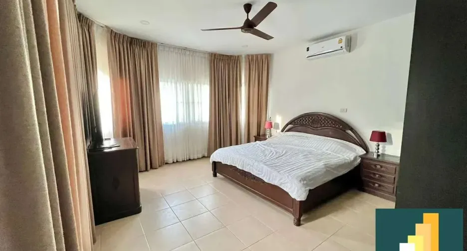 For rent and for sale 5 bedrooms house in Bang Lamung, Chonburi