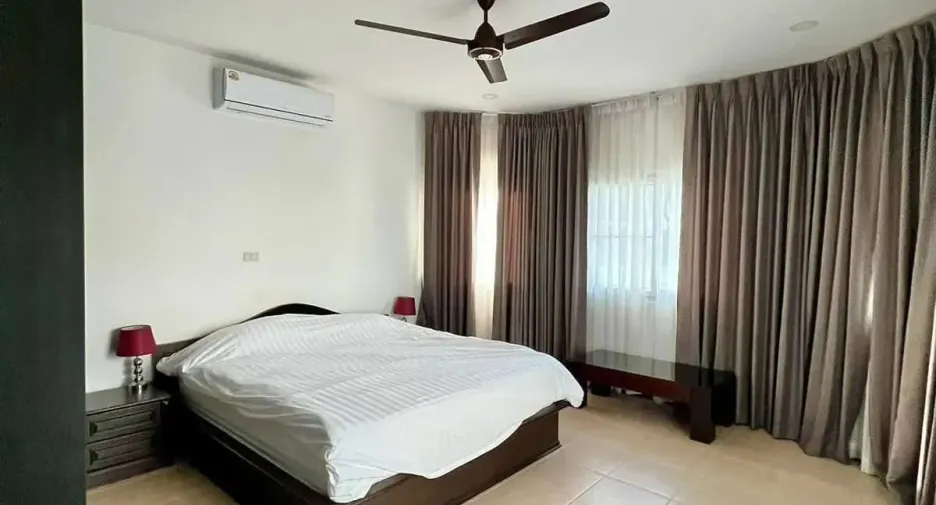 For rent and for sale 5 bedrooms house in Bang Lamung, Chonburi