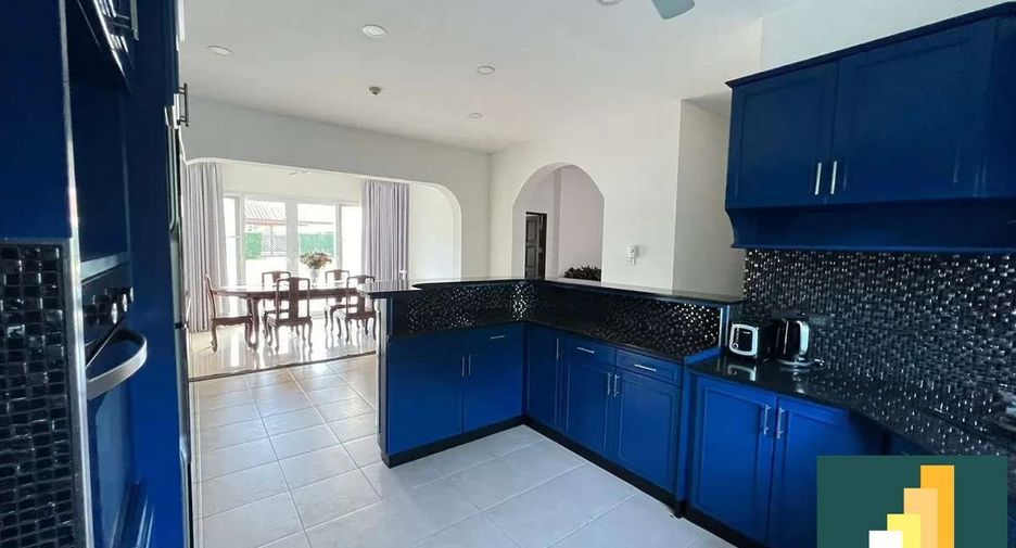 For rent and for sale 5 bedrooms house in East Pattaya, Pattaya