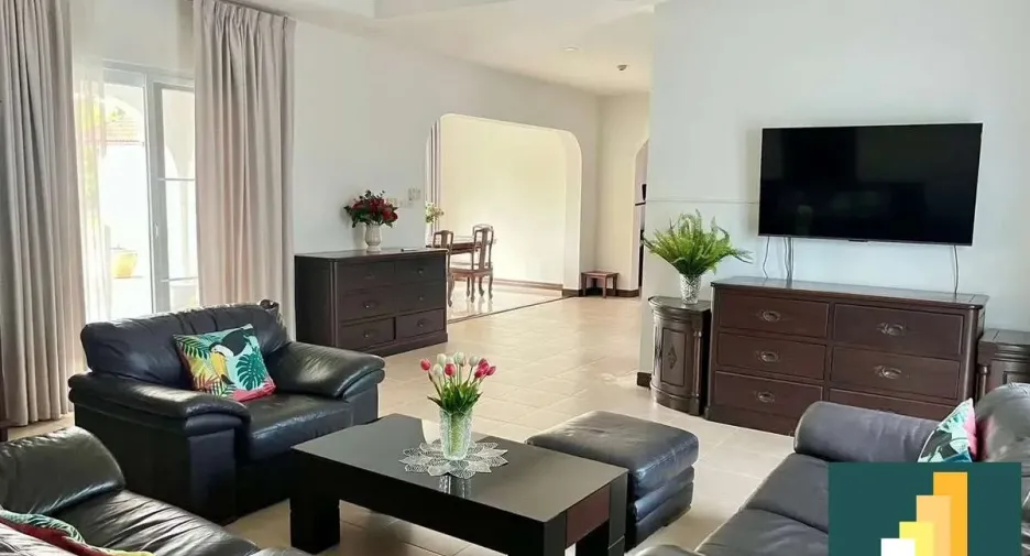 For rent and for sale 5 bedrooms house in Bang Lamung, Chonburi