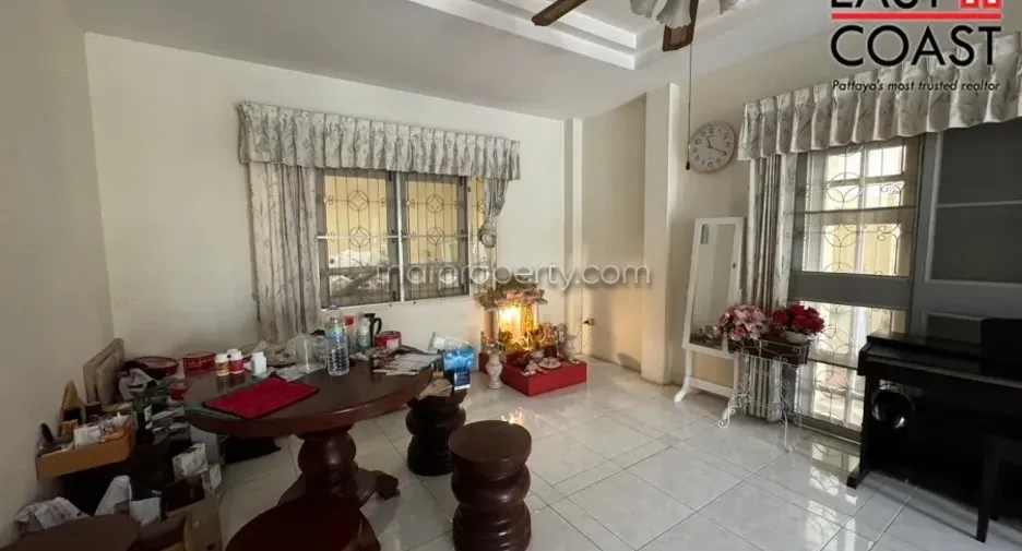 For sale 4 bedrooms house in Bang Lamung, Chonburi