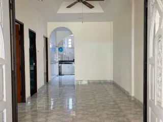 For sale 2 bed townhouse in East Pattaya, Pattaya