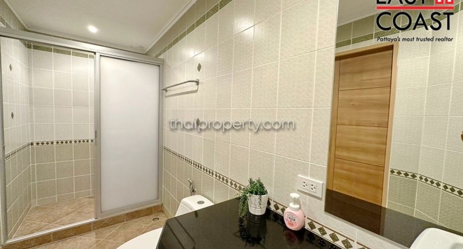 For sale 2 ベッドルーム condo in Bang Lamung, Chonburi
