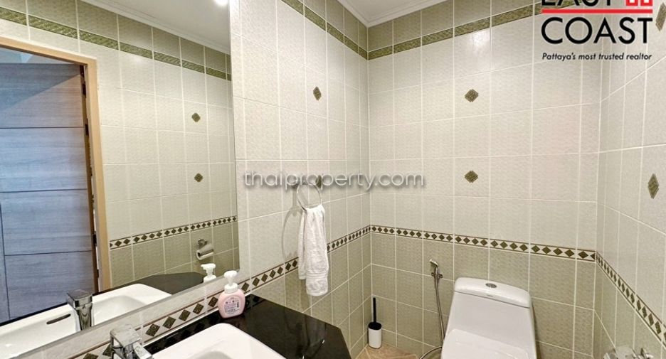 For sale 2 ベッドルーム condo in Bang Lamung, Chonburi