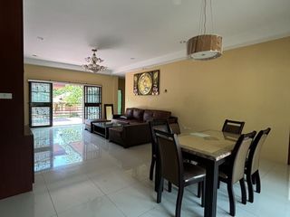 For sale 5 bed house in Sattahip, Chonburi