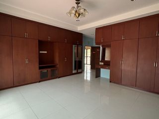 For sale 5 bed house in Sattahip, Chonburi