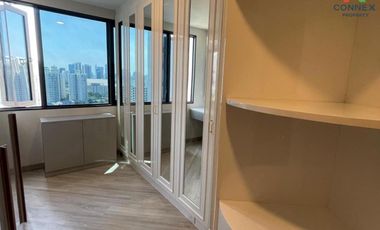 For rent 2 bed condo in Huai Khwang, Bangkok
