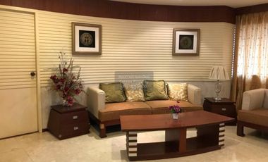 For rent 2 bedrooms condo in Pathum Wan, Bangkok