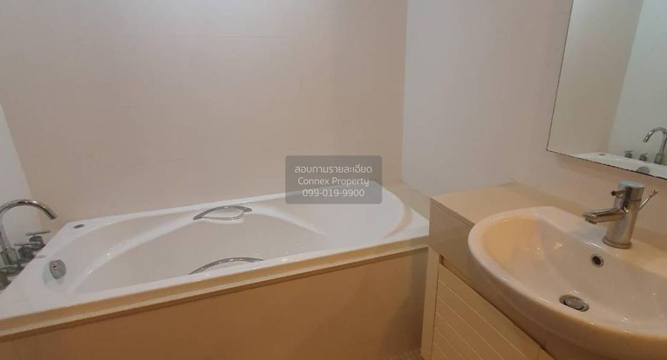 Condo en alquiler de 2 habitaciones en Khlong Toei, Bangkok