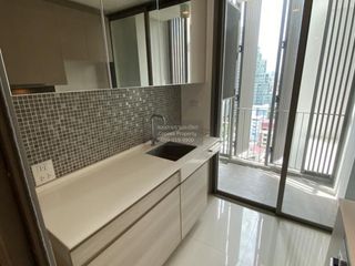 For rent 1 bed condo in Khlong San, Bangkok