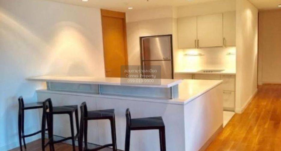 Condo en alquiler de 4 habitaciones en Sathon, Bangkok