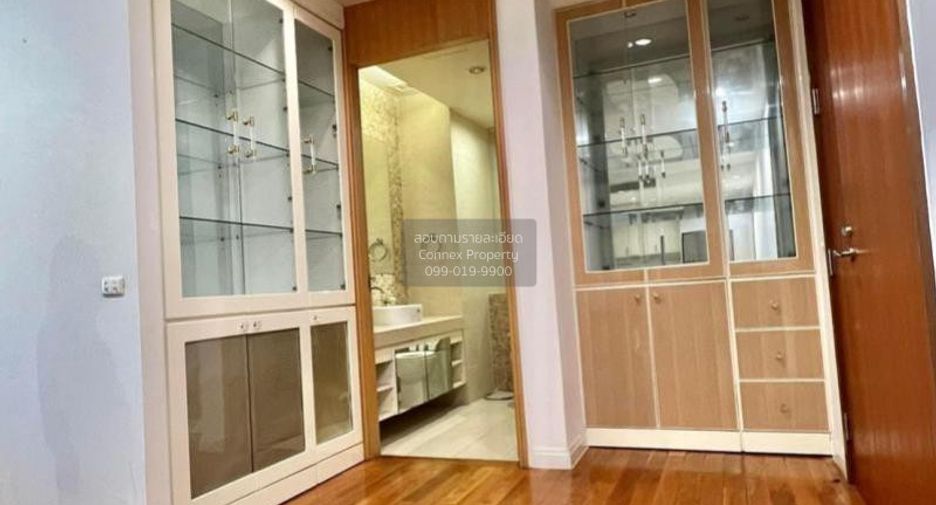 Condo en alquiler de 4 habitaciones en Sathon, Bangkok